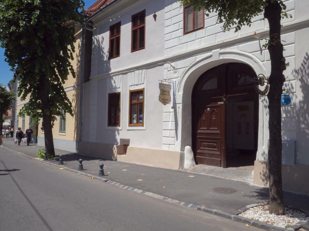 Gothic Central Σίμπιου Εξωτερικό φωτογραφία